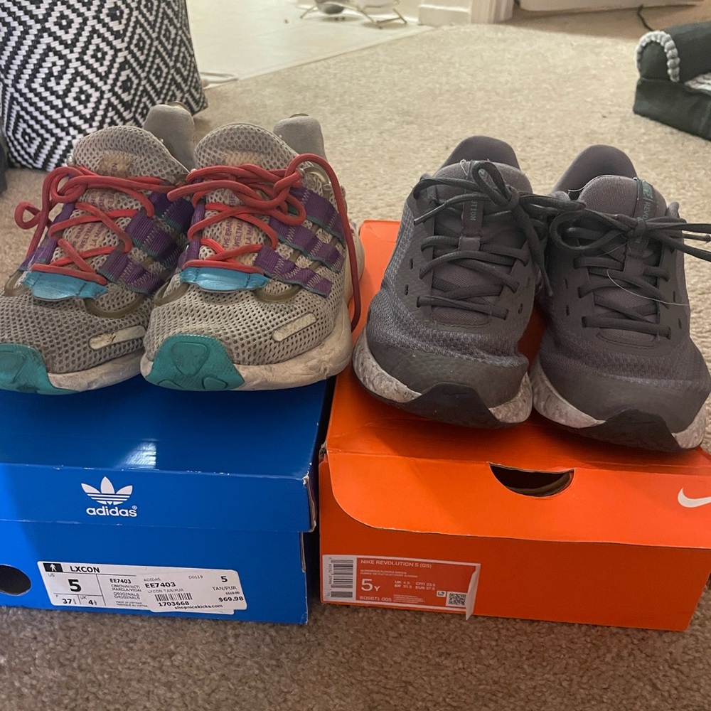 Shoes bundle - Picture 7 of 8